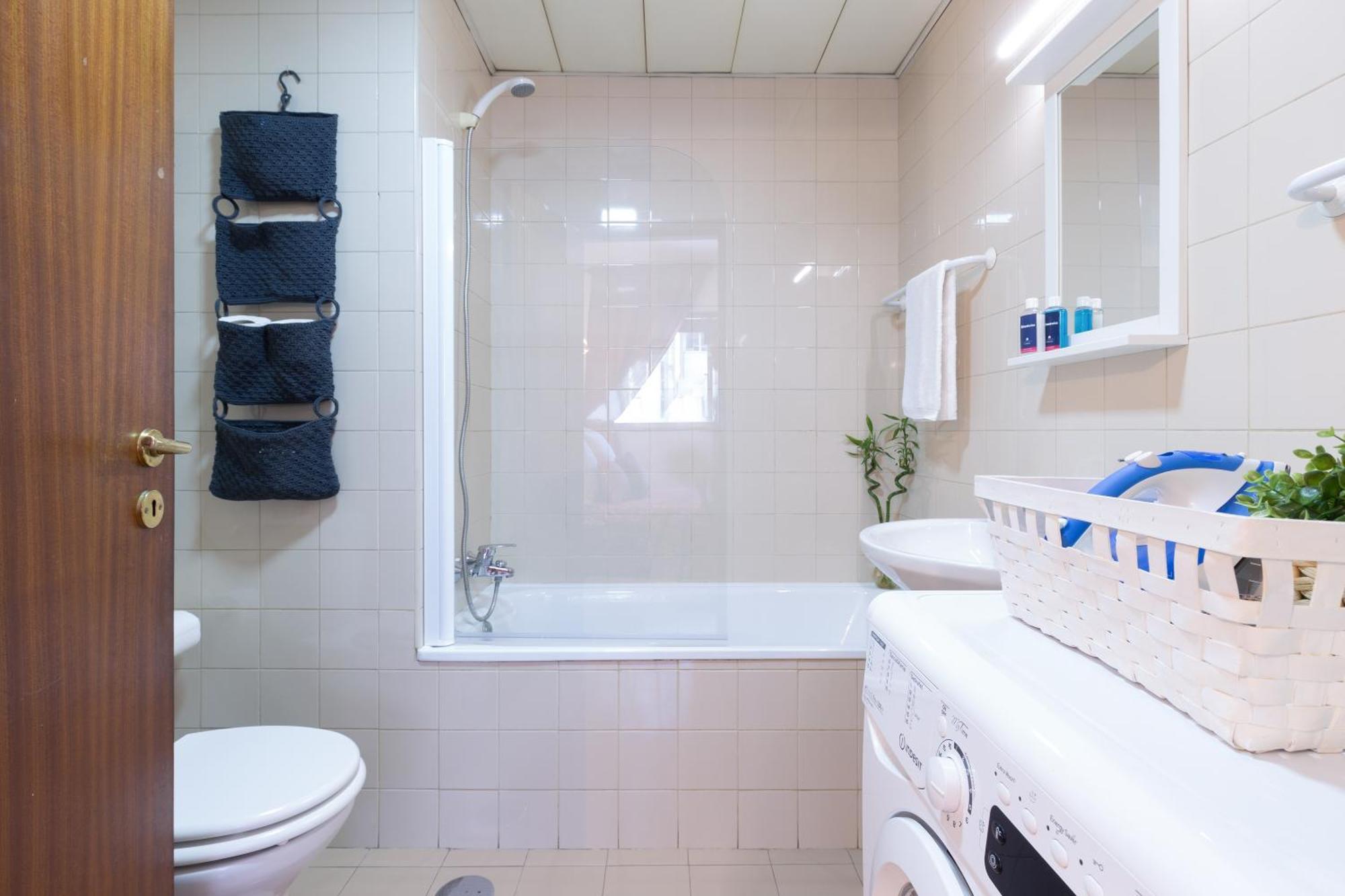 Host Wise - Cool Flat - Center Near Aliados Appartement *